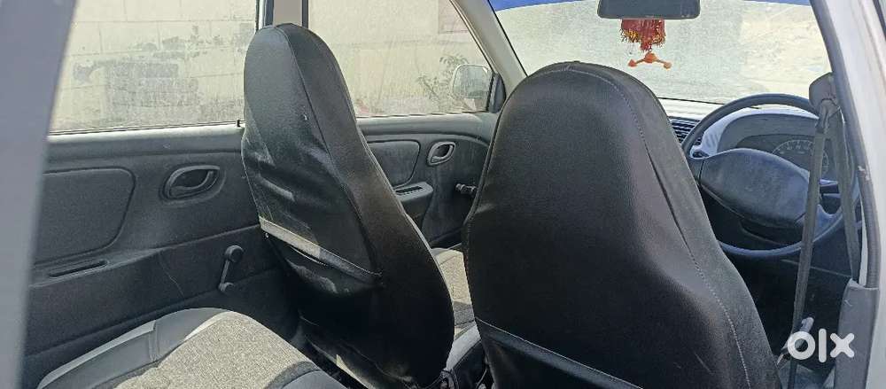 Maruti Suzuki Alto Lxi 
Model.2011
Color. Whit  
Rusting %20
Tyre. %85