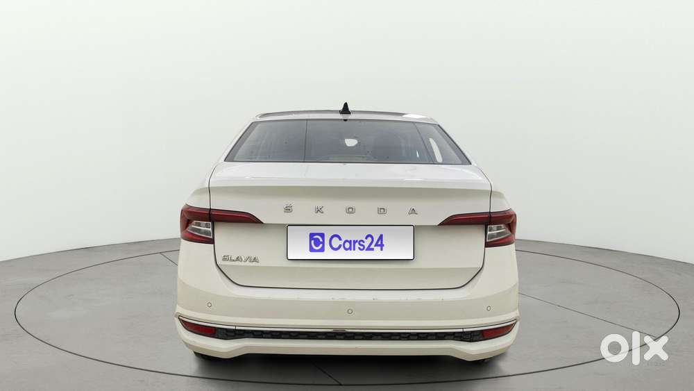 Skoda Slavia 1.0 Tsi Style At, 2022, Petrol