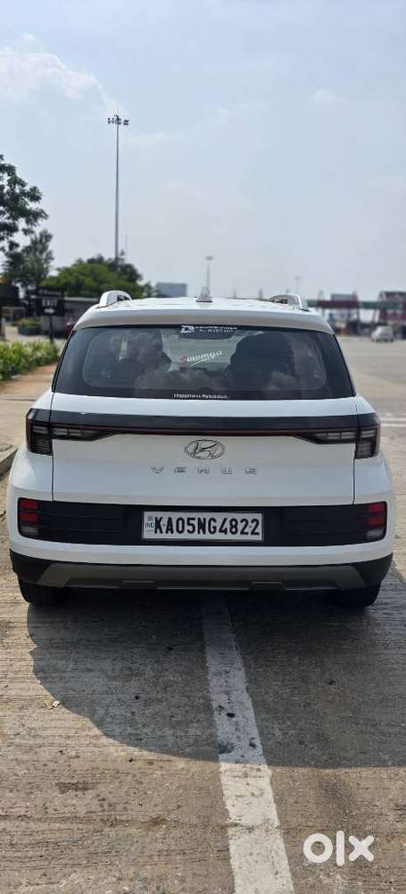 Hyundai Venue 1.2 S (o), 2023, Petrol