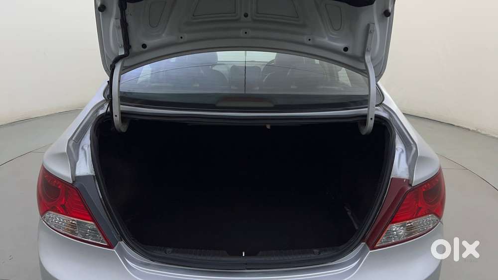 Hyundai Verna 1.6 Vtvt Sx, 2013, Petrol