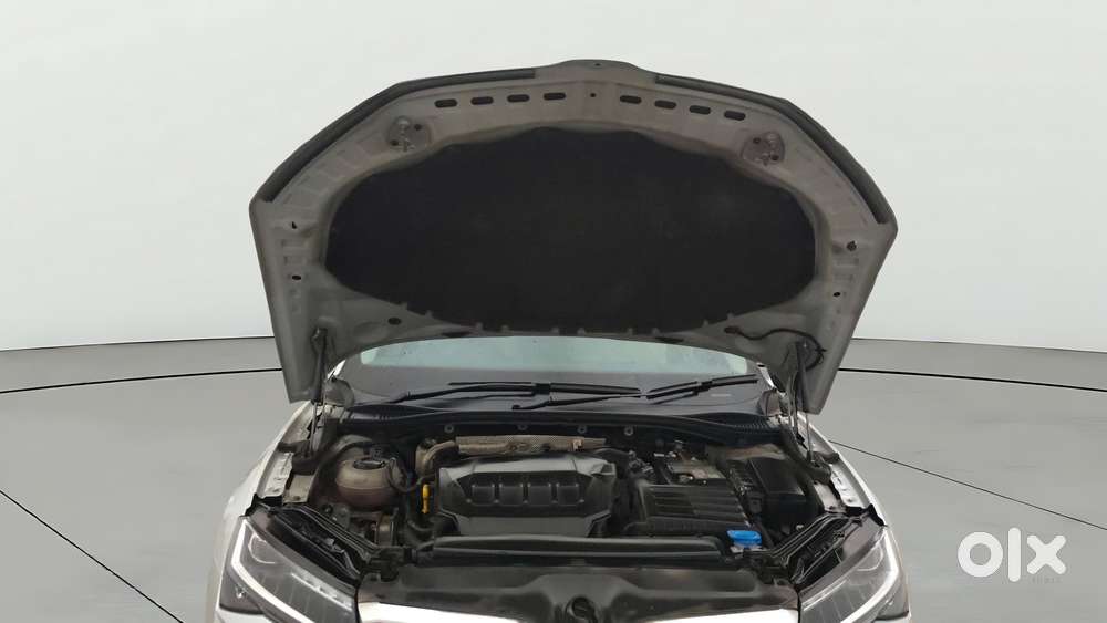 Skoda Superb 2.0 L&k Tsi At, 2021, Petrol