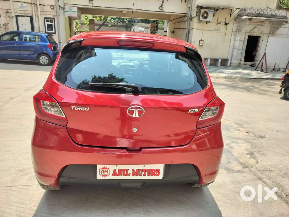 Tata Tiago 1.2 Revotron Xza, 2018, Petrol