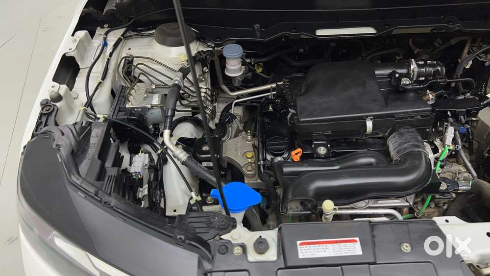 Maruti Suzuki Vitara Brezza 1.5 Zxi Plus At Dual Tone, 2024, Petrol