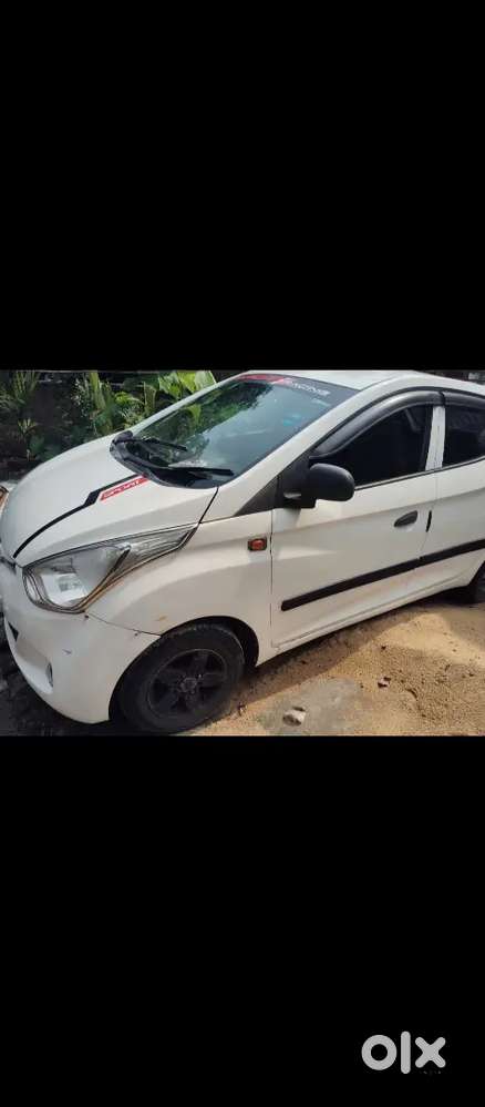 Hyundai Eon 2013 Lifetime Tax