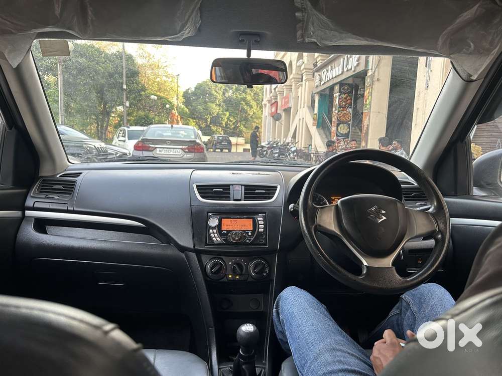 Maruti Suzuki Swift Vxi, 2014, Petrol
