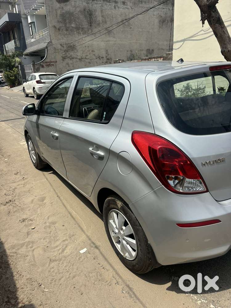 Hyundai I20 Sportz 1.2 Bs-iv, 2013, Petrol