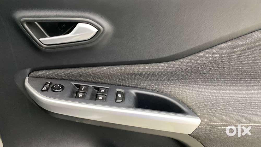 Nissan Magnite 1.0 Xv Premium Turbo Cvt, 2023, Petrol