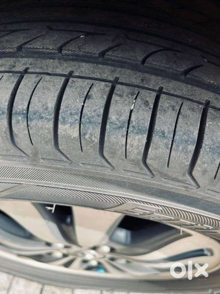 Toyota Innova 2.5 V 7seater Crysta Edition, 2016, Diesel