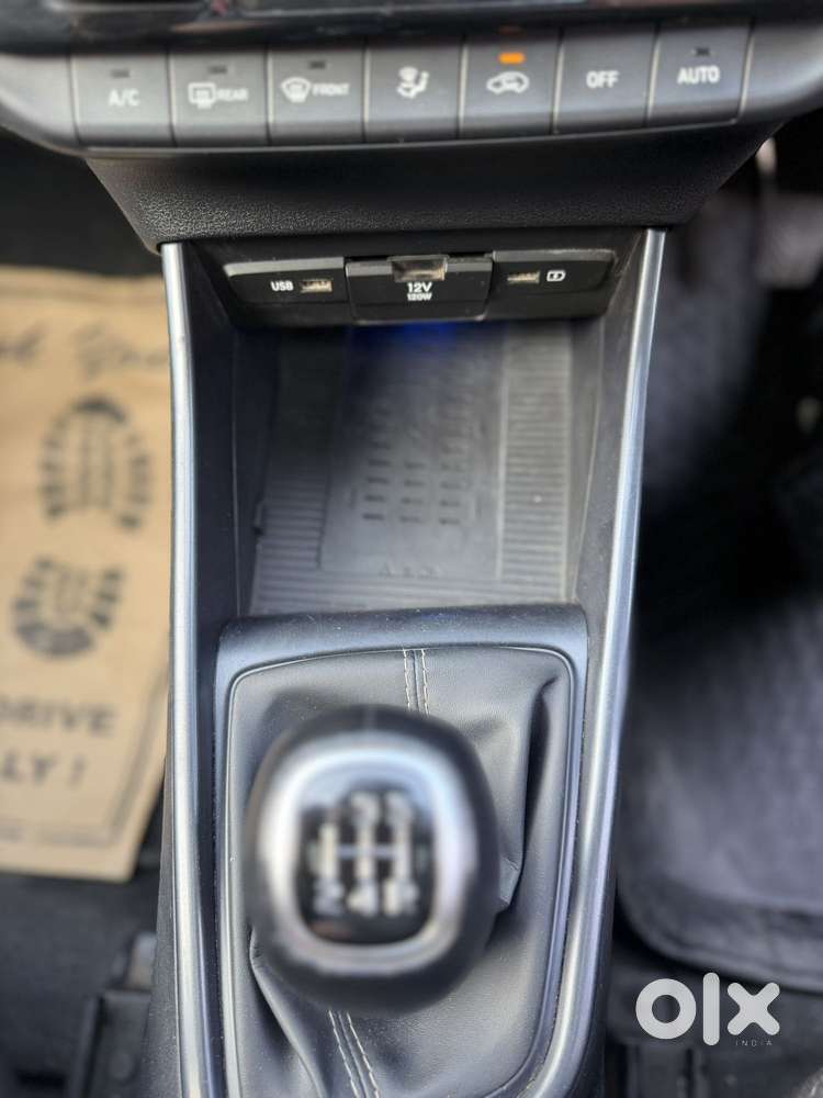 Hyundai I20 Petrol Asta Option, 2023, Petrol