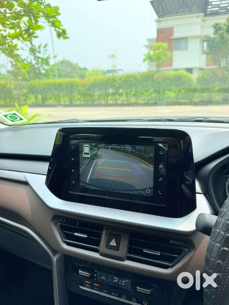 Maruti Suzuki Brezza 1.5 Zxi At Smart Hybrid, 2026, Cng & Hybrids