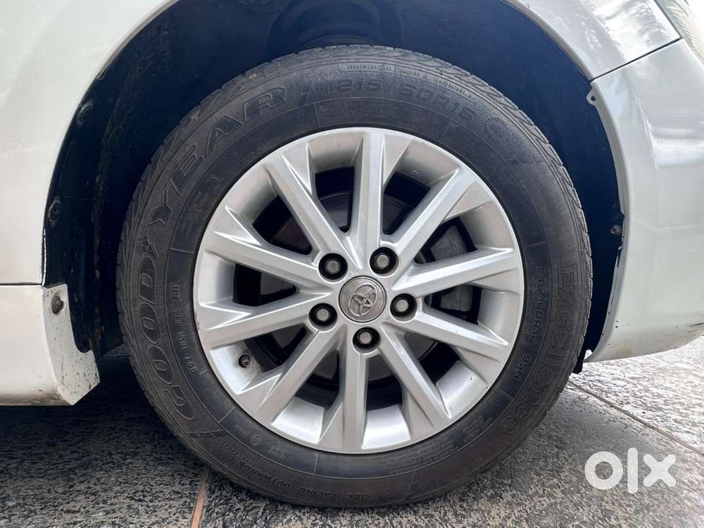 Toyota Camry Petrol 2017