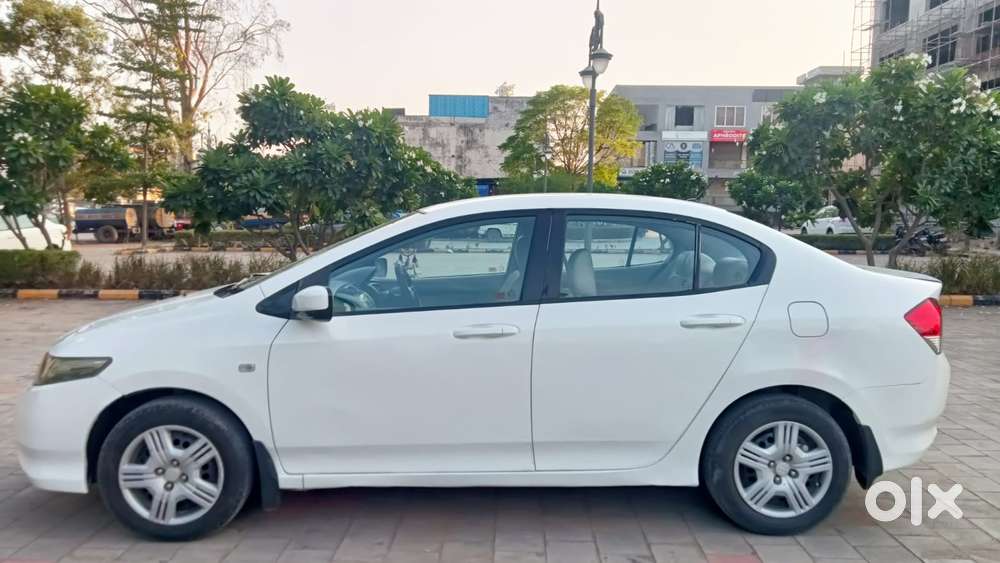 Honda City 1.5 E Mt, 2009, Petrol