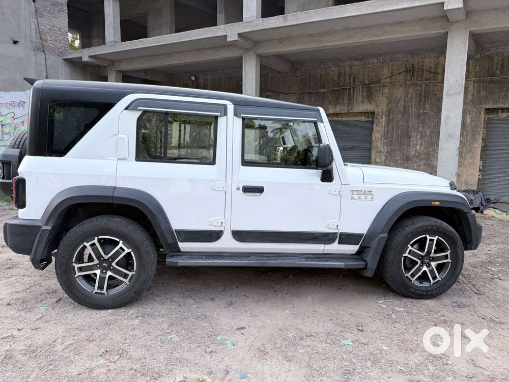 Mahindra Thar Roxx Mx5 Rwd Diesel, 2025, Diesel