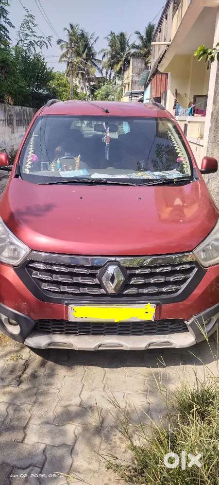 Renault Lodgy 2016 Diesel Well Maintained