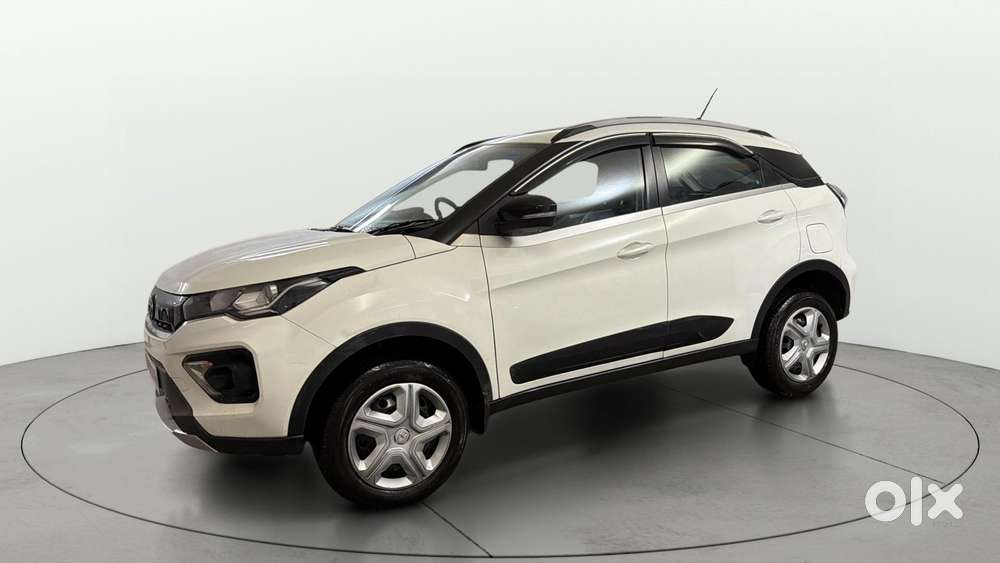 Tata Nexon 1.2 Revotron Xm (s), 2022, Petrol