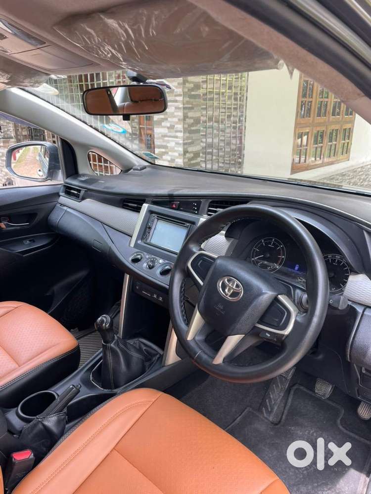 Toyota Innova Crysta 2017