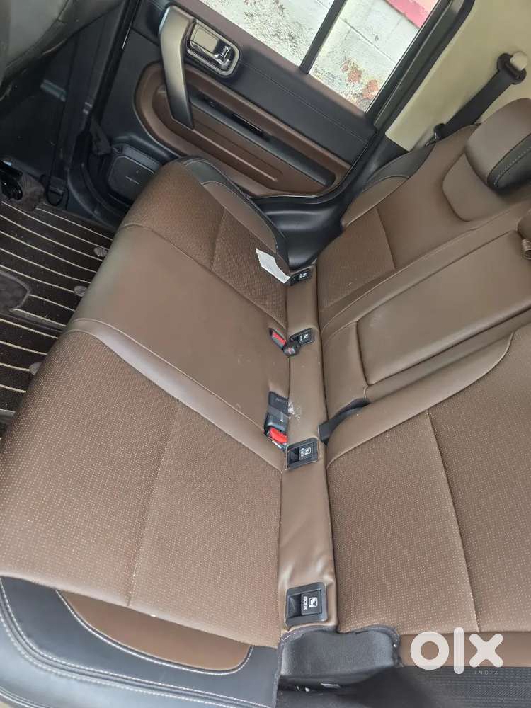 Mahindra Thar Roxx Ax7 L Diesel At 4wd 2025