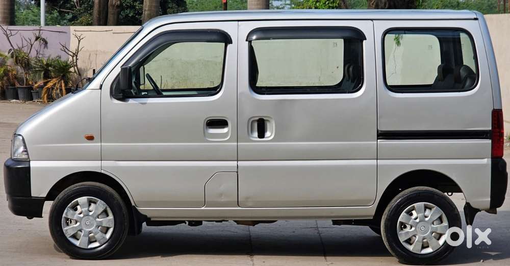 Maruti Suzuki Eeco 7 Seater Standard, 2018, Petrol