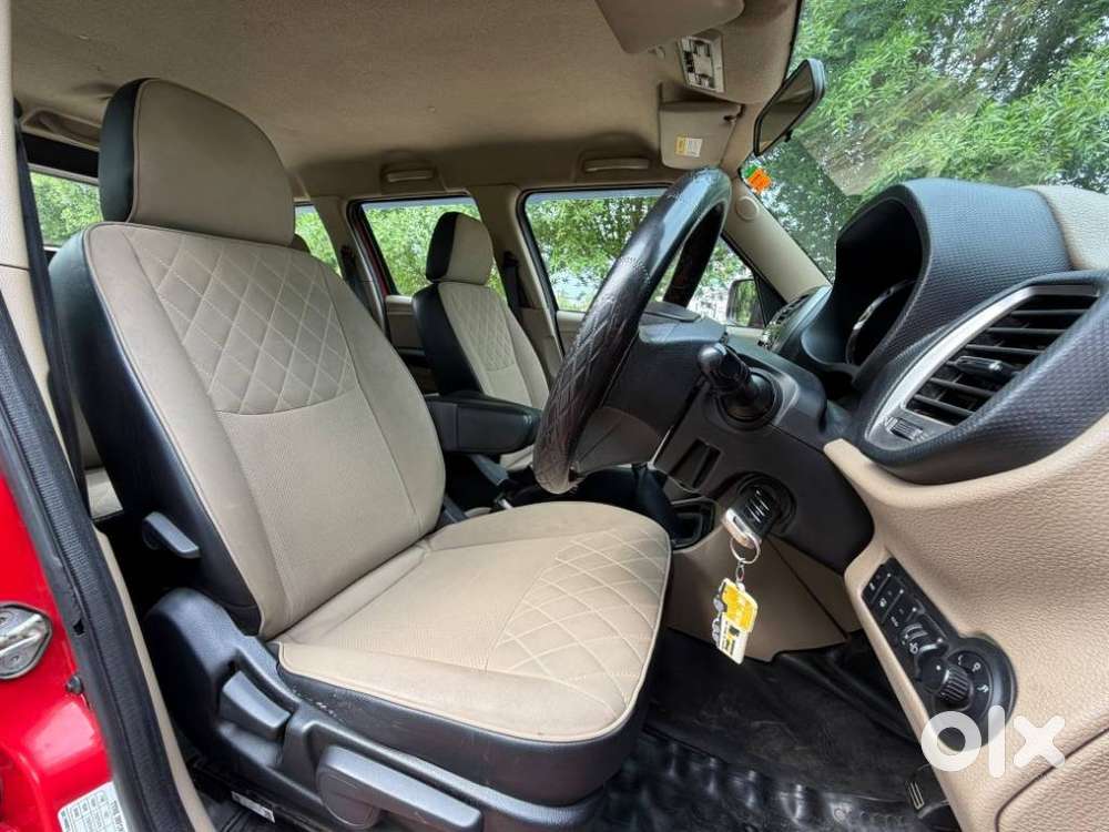 Mahindra Tuv 300 T10, 2019, Diesel