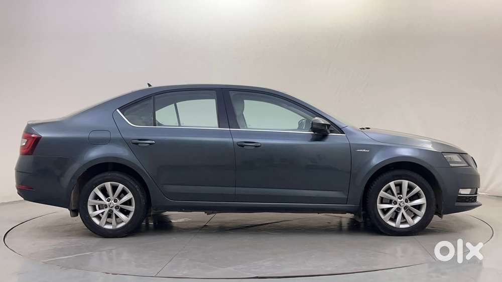 Skoda Octavia 2.0 L K Tsi At, 2018, Petrol