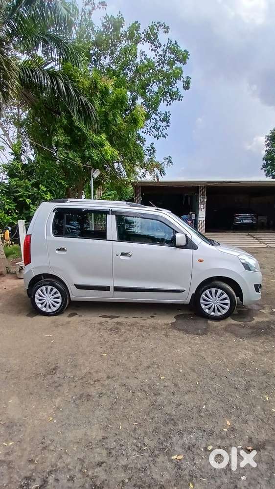 Maruti Suzuki Wagon R Vxi Optional, 2017, Petrol