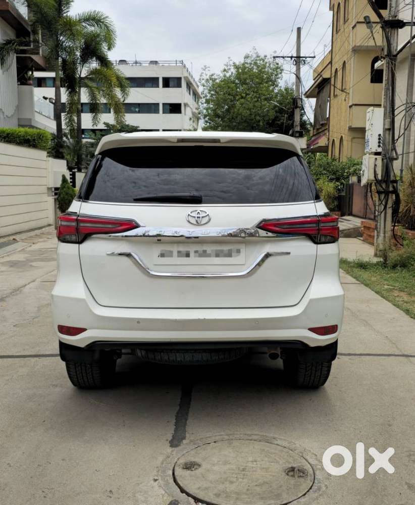 Toyota Fortuner Legender 4x2 At 2.8, 2022, Diesel