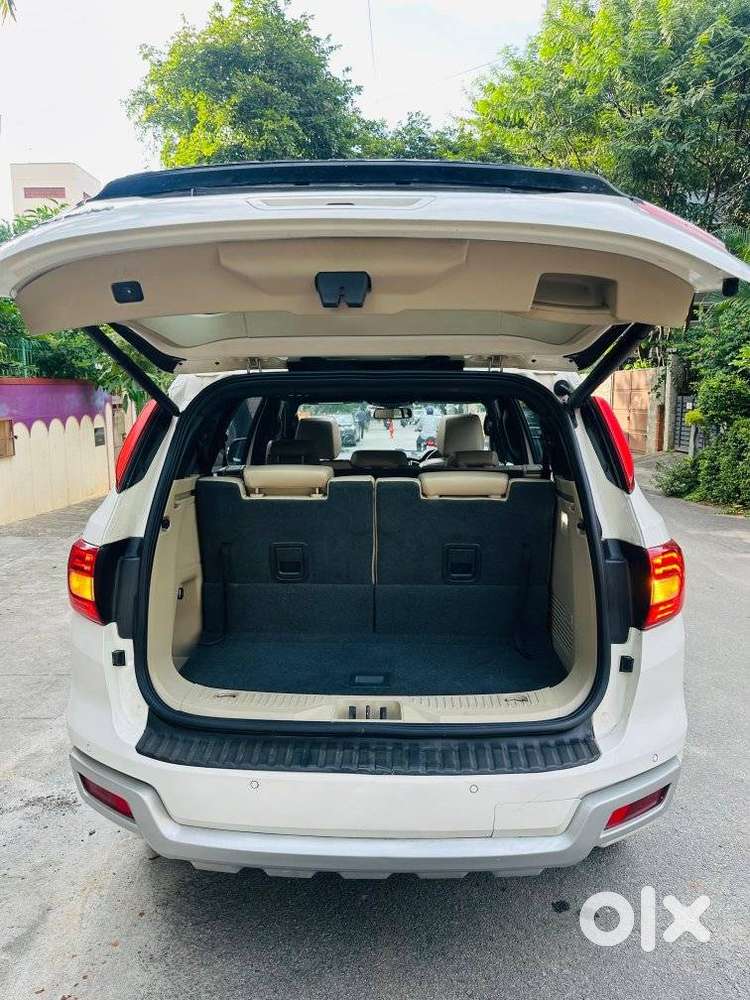 Ford Endeavour 2.2 Titanium At 4x2, 2018, Electric