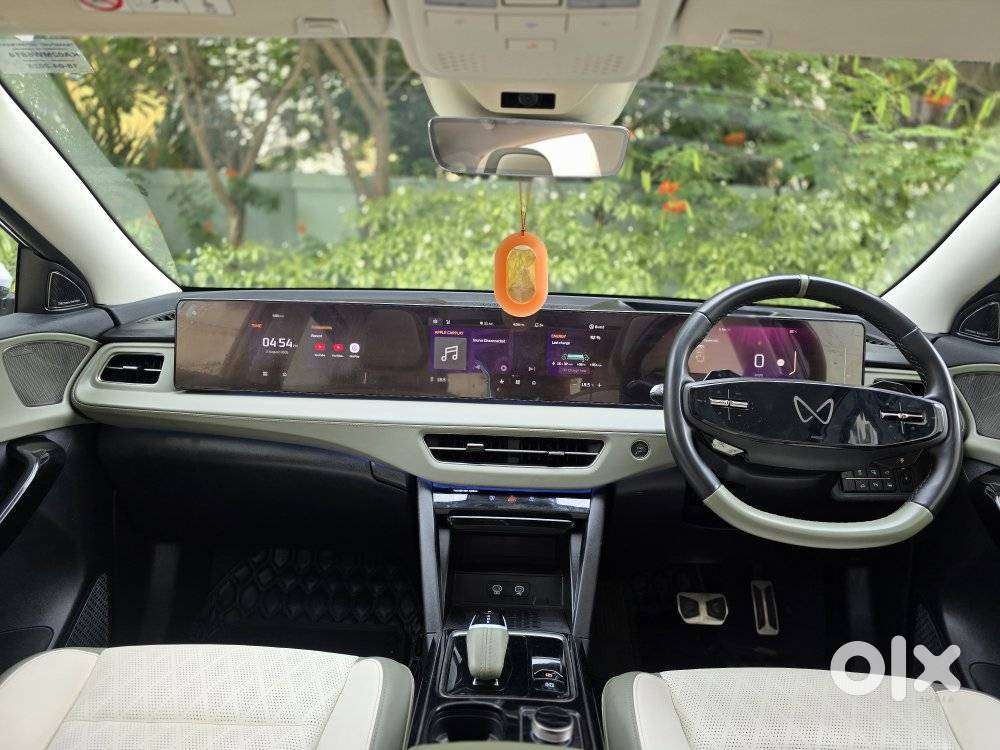 Mahindra Xev 9e Pack Three (top Model), 2025, Electric