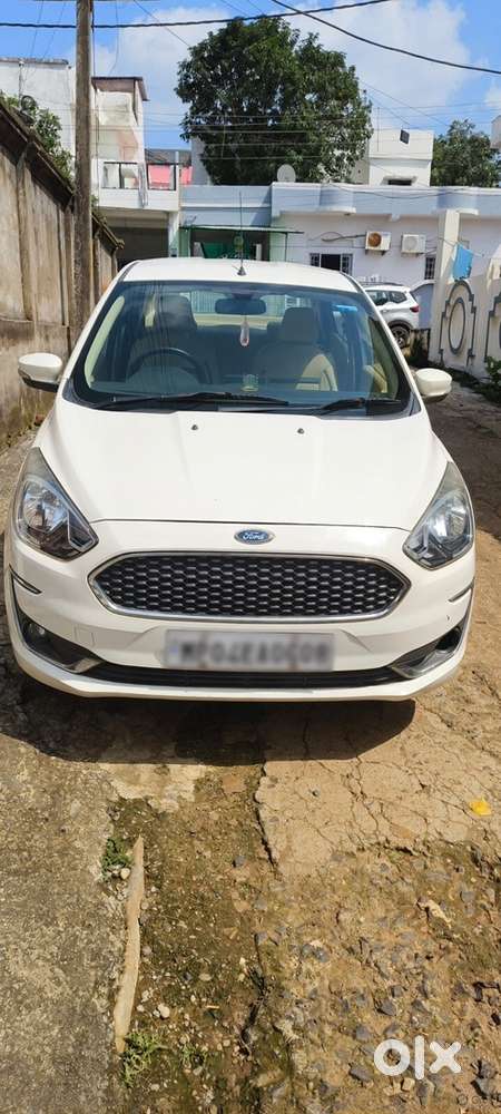 Ford Aspire Titanium Plus 2020 Top Variant