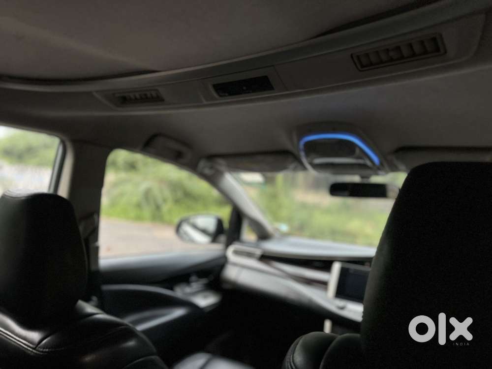 Toyota Innova Crysta 2.4 V 8 Str, 2019, Diesel