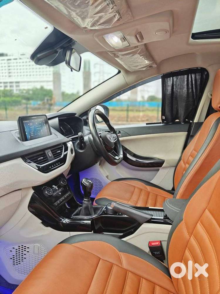 Tata Nexon Xz Plus (hs), 2022, Petrol