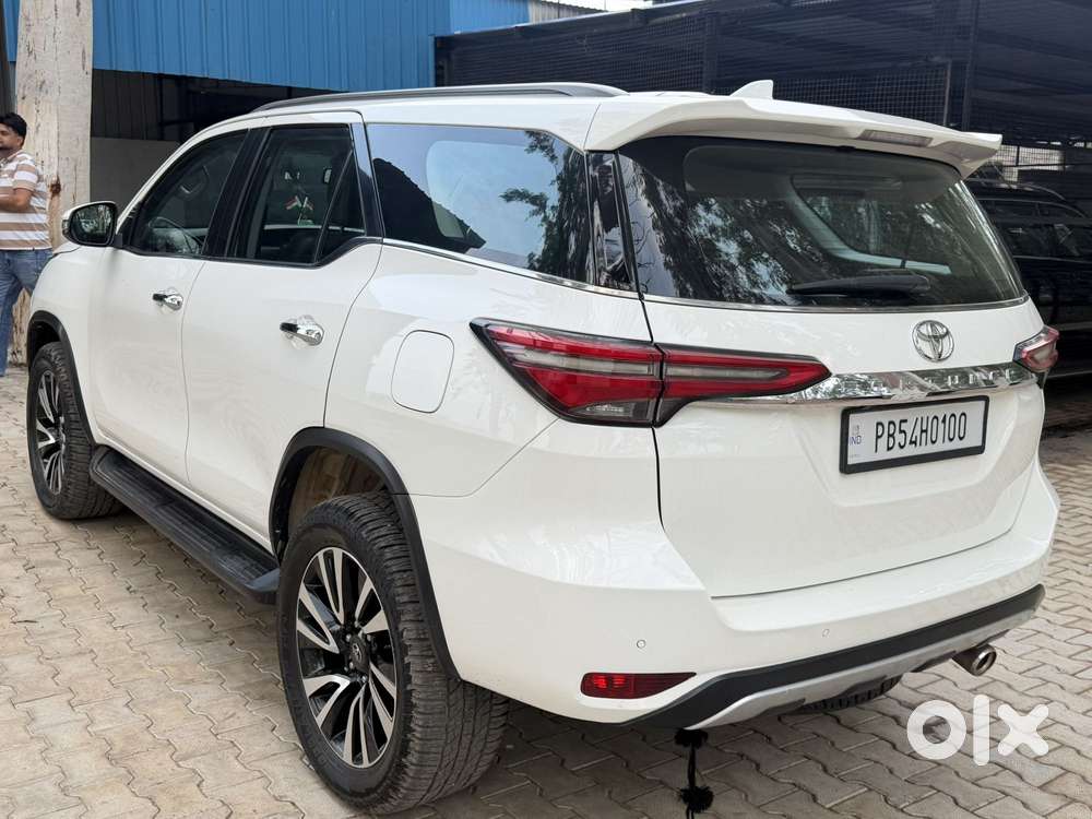 Toyota Fortuner 3.0 4x2 Automatic, 2022, Diesel