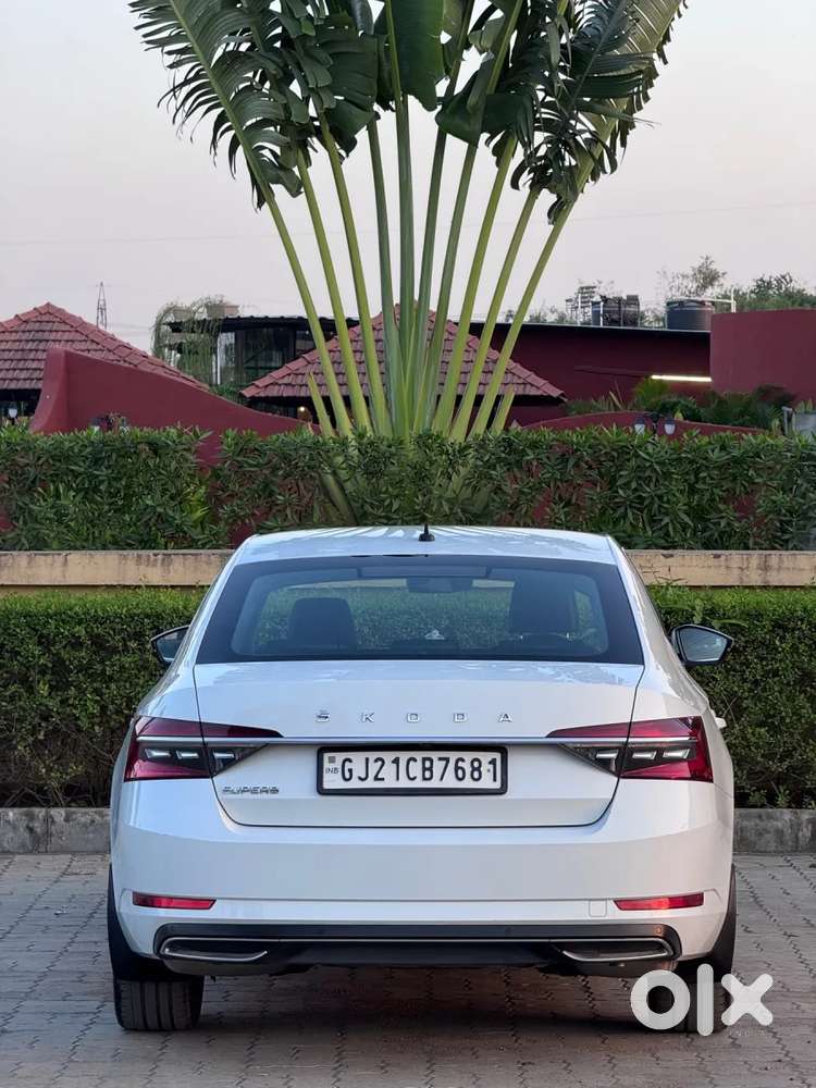 Skoda Superb 2.0 L&k Tsi At, 2020, Petrol