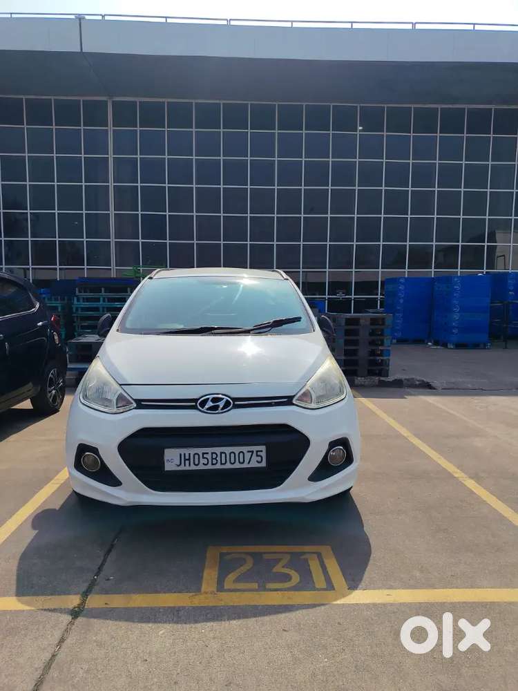 Hyundai Grand I10 2015 Diesel 72000 Km Driven