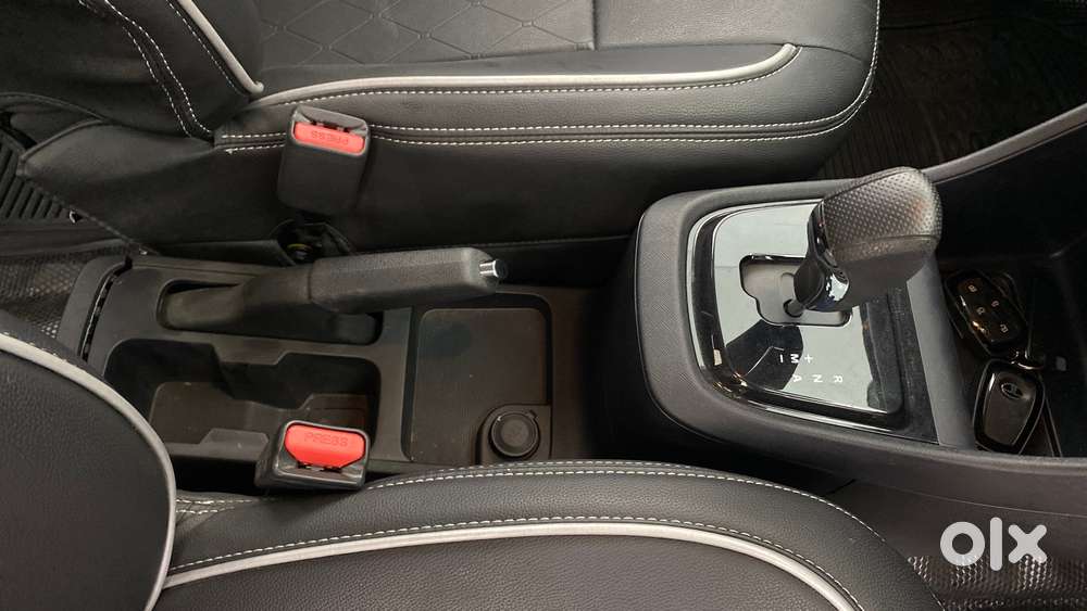 Tata Punch Creative Amt, 2022, Petrol