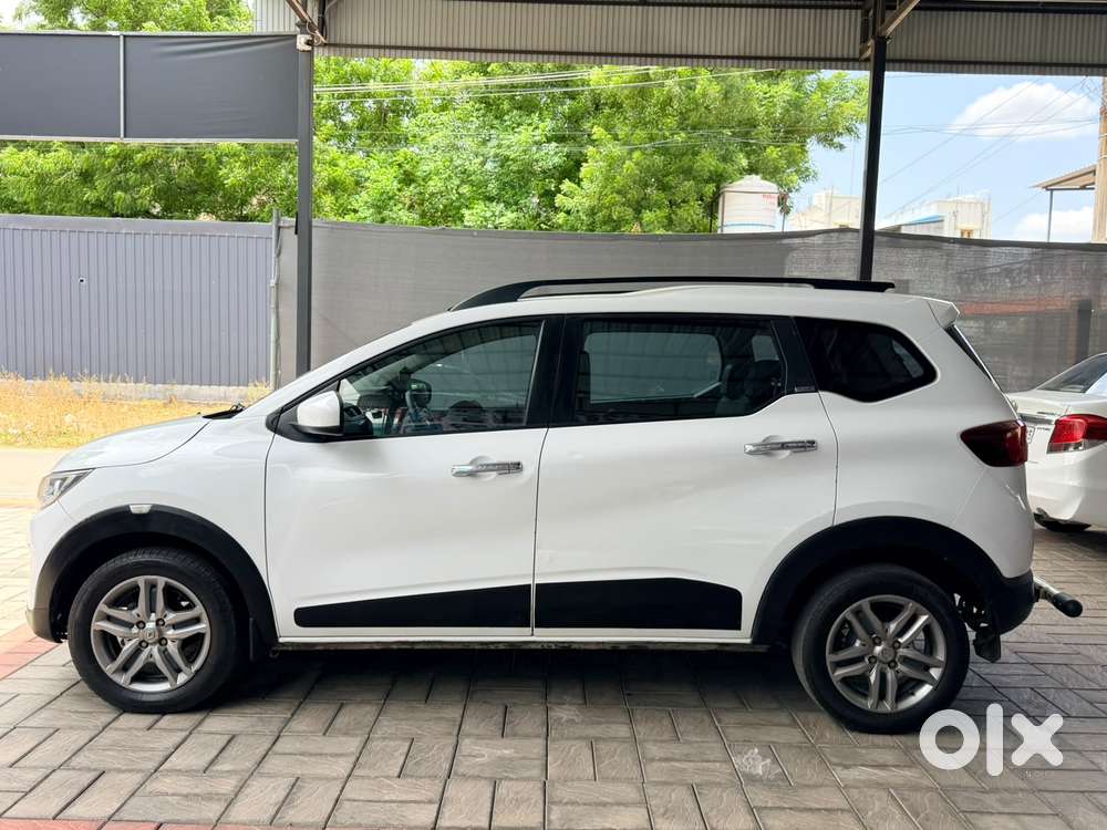 Renault Triber Rxz, 2021, Petrol