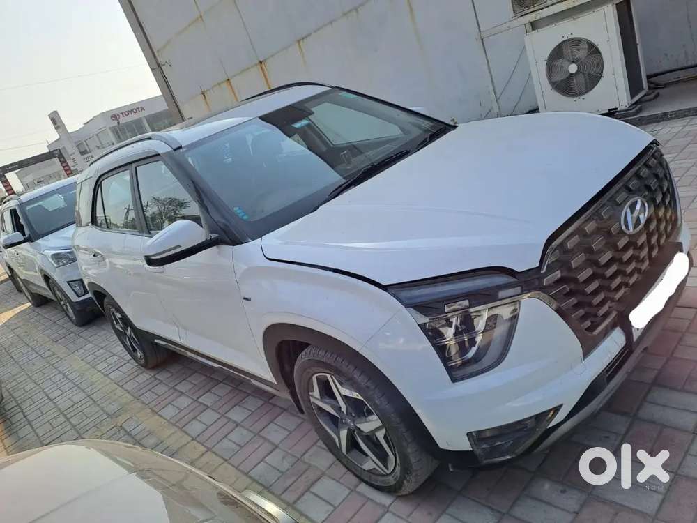 Hyundai Alcazar 2023 Diesel 35000 Km Driven