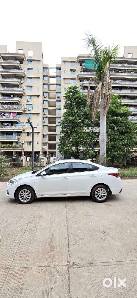 Hyundai Verna 1.5 Ex Vtvt, 2018, Petrol