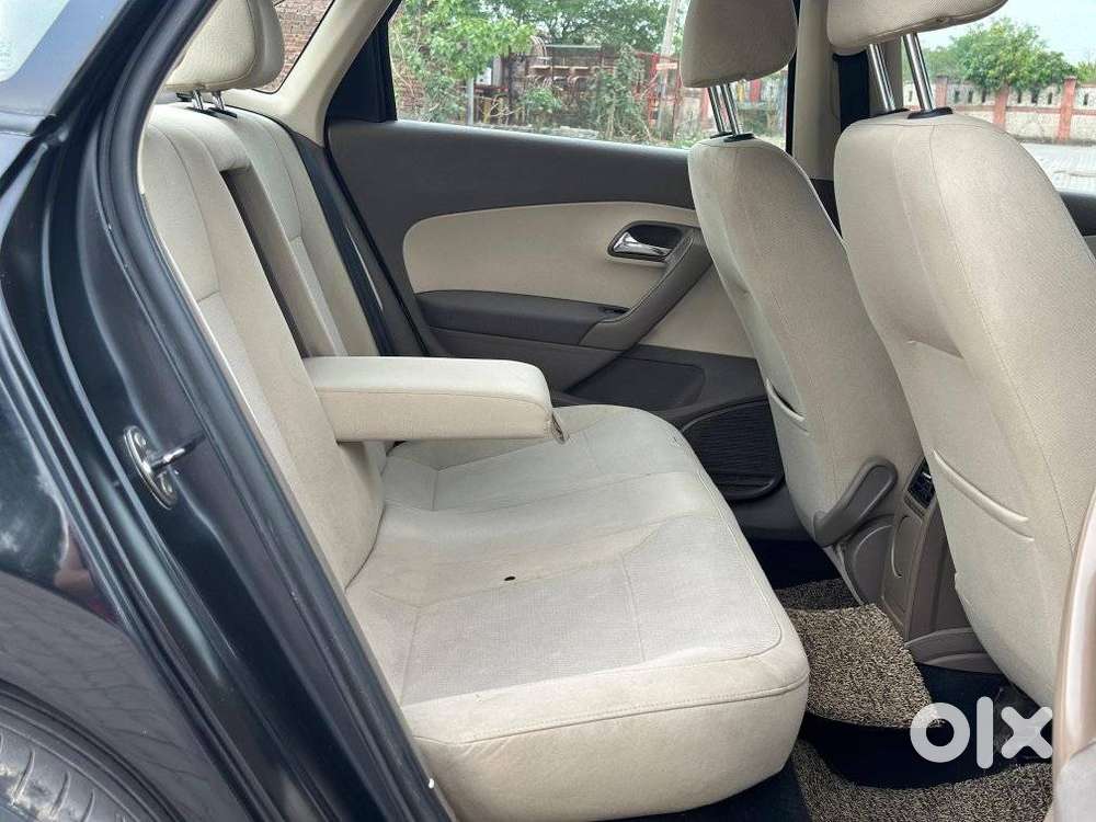 Skoda Rapid 2013-2016 1.6 Mpi At Elegance Black Package, 2012, Petro..