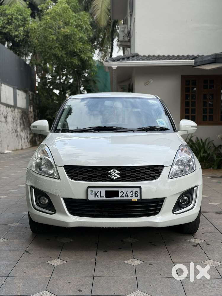 Maruti Suzuki Swift Vxi Abs Bsiv, 2017, Petrol