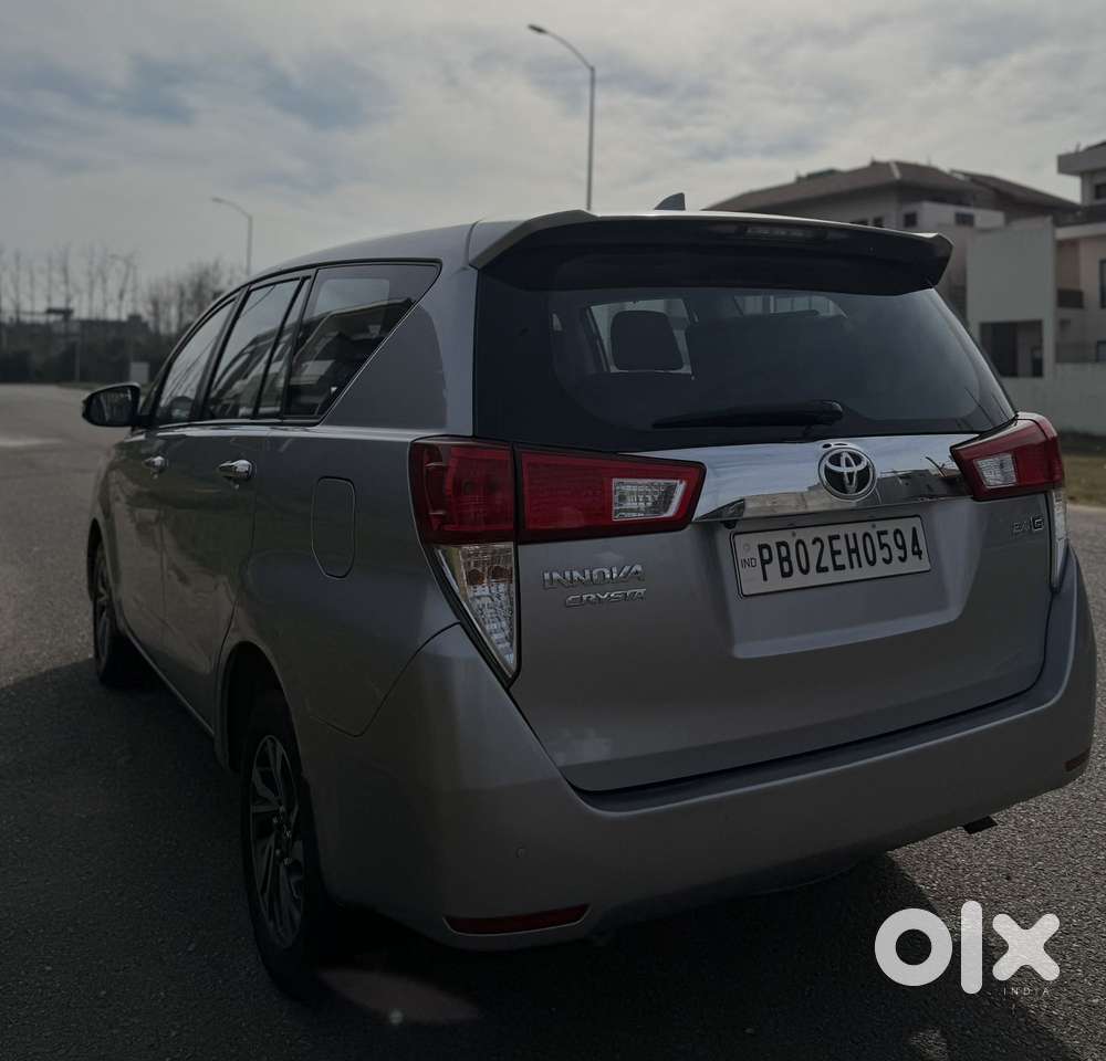 Toyota Innova Crysta [2020-ongoing] 2.4 Gx 7 Str, 2022, Diesel