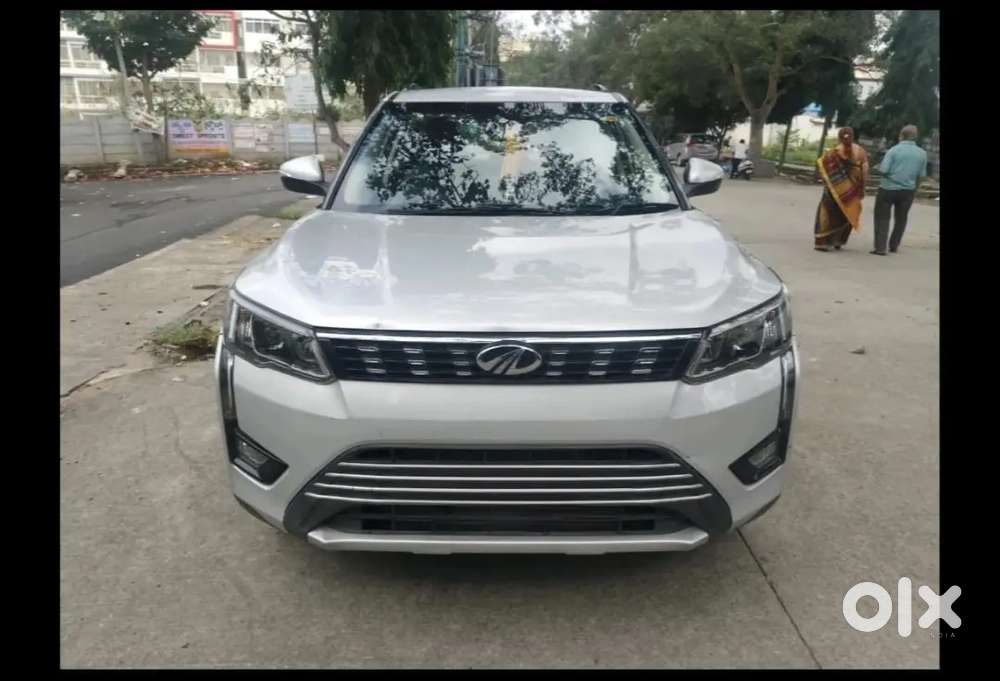Mahindra Xuv300-w8 2019 Dual-tone