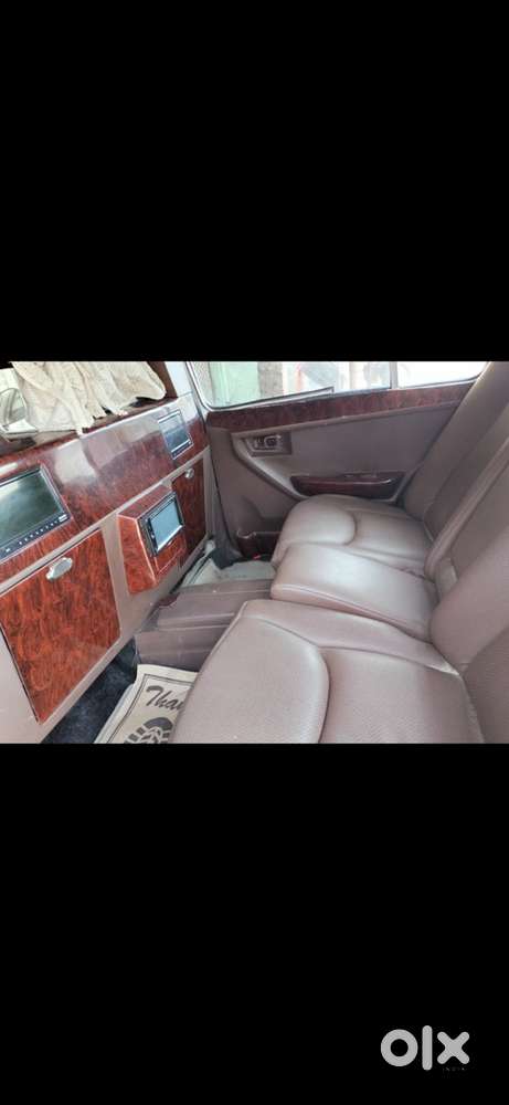 Ambassador Manual Car 2013