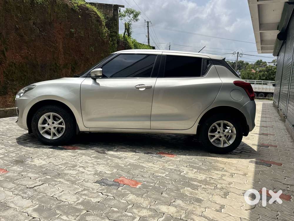 Maruti Suzuki Swift Vvt Vxi, 2021, Petrol