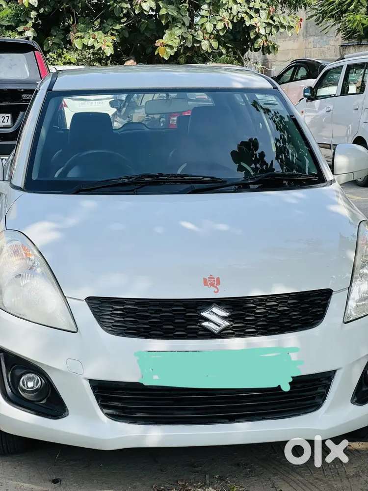 2015 Maruti Suzuki Swift Lxi Optional-o
