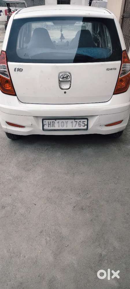 Hyundai I10 2015 Petrol 100000 Km Driven