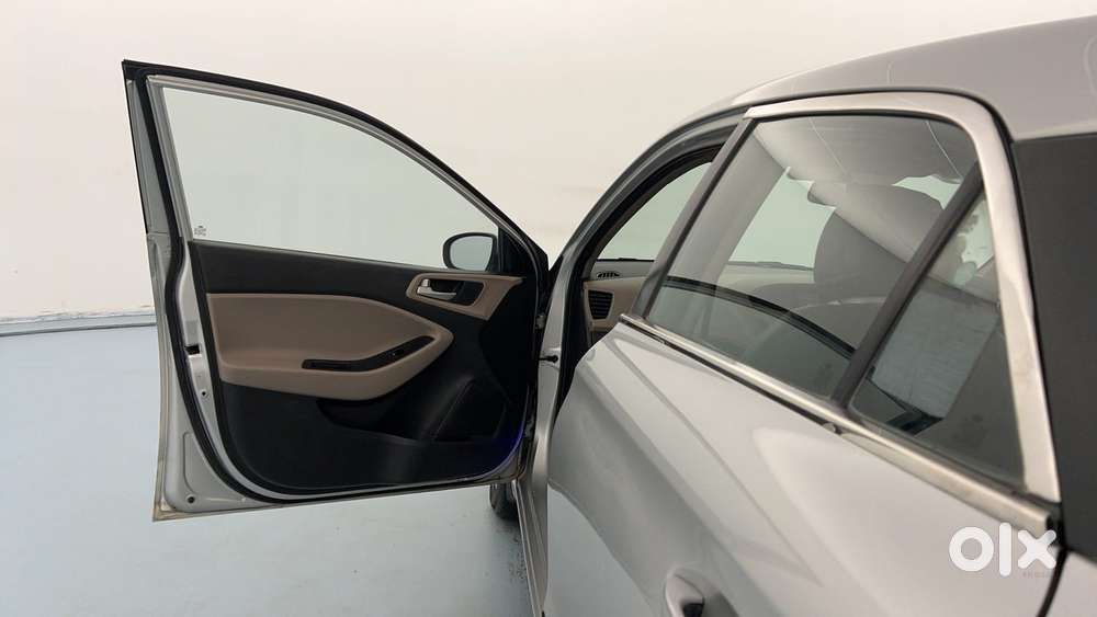 Hyundai Elite I20 [ ] 1.2 Magna, 2015, Petrol