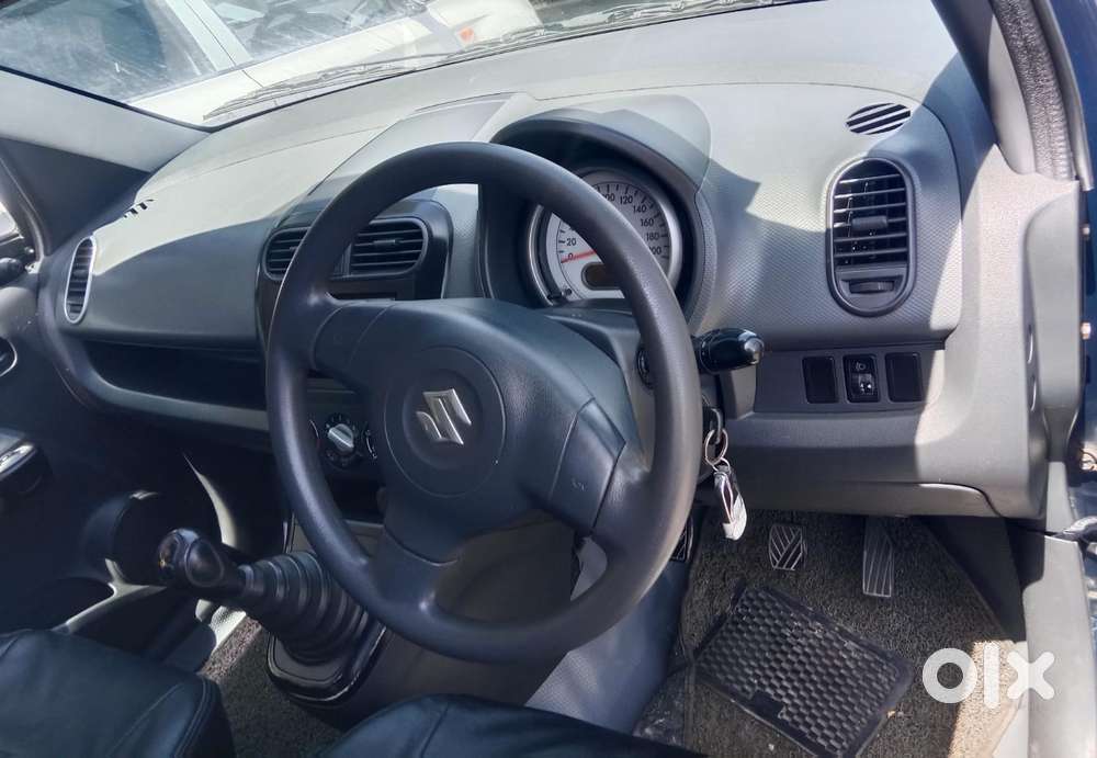Maruti Suzuki Ritz Lxi, 2010, Petrol