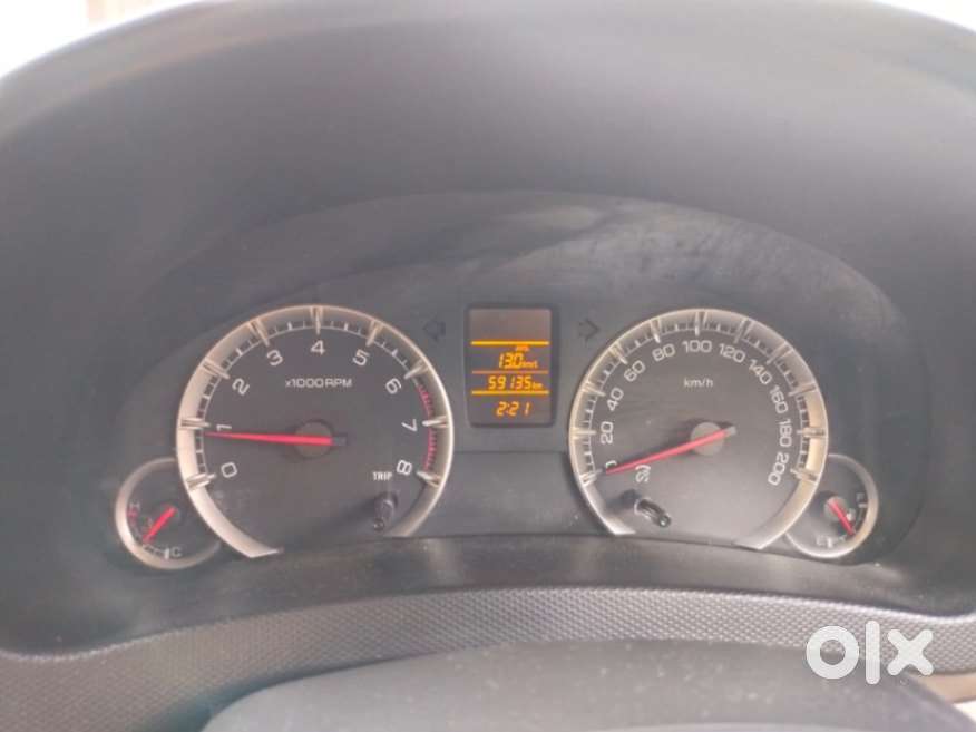 Maruti Suzuki Swift Dzire 1.2 Vxi Bsiv, 2014, Petrol