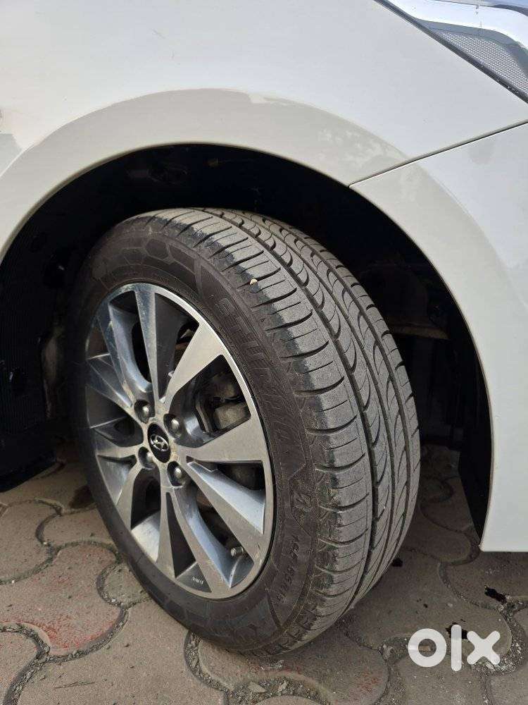 Hyundai Verna 2016-2017 1.6 Vtvt At Sx, 2016, Petrol